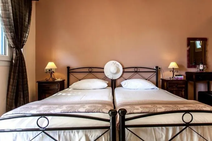 Maragas Naxos Luxury tent