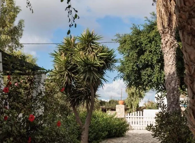 Maragas Naxos Campismo de Luxo *